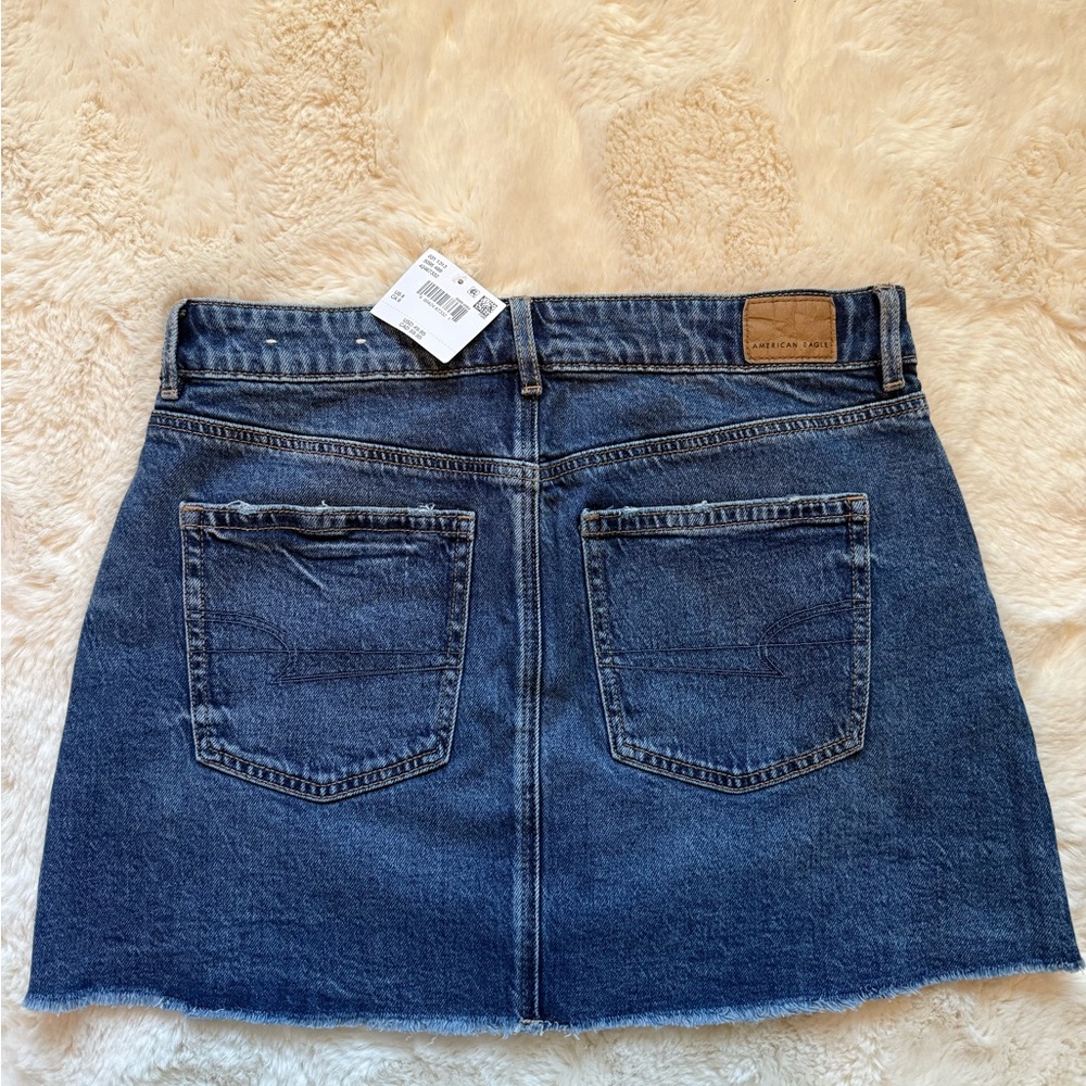 American Eagle Outfitters Blue Denim Mini Skirt NWT! - Picture 3 of 4